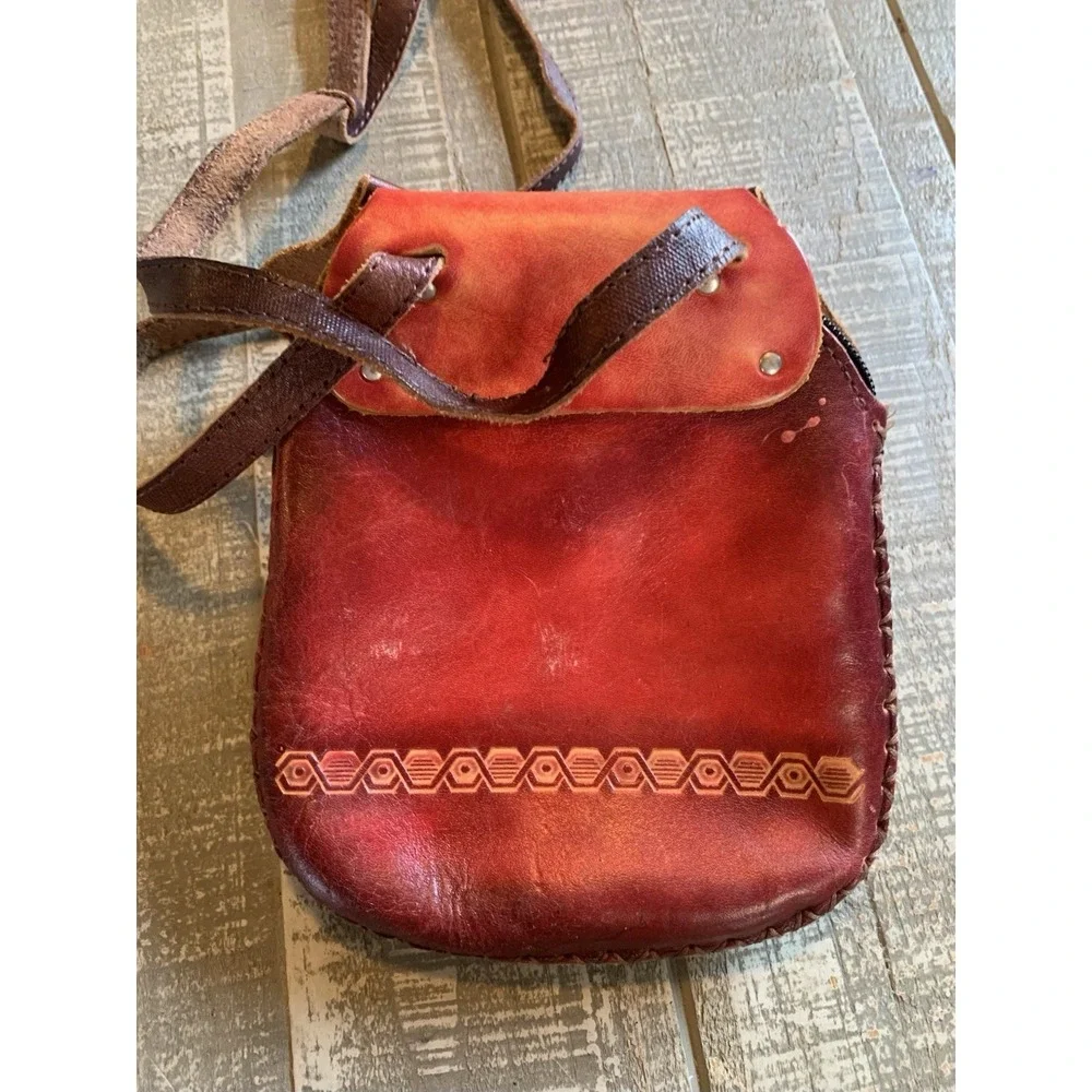 BROWN Dog And Bone Handmade Bag Genuine Leather Zipper Closure‎ Crossbody Adjust